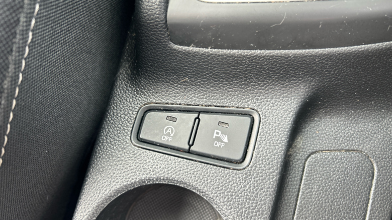 Hyundai i20 1.2 Blue Drive Premium 5dr Petrol Hatchback